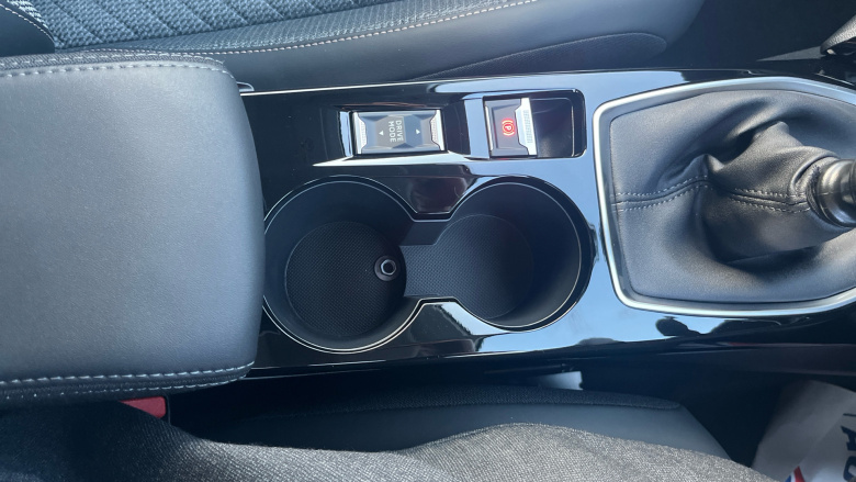 Peugeot 208 1.2 PureTech 100 Allure 5dr Petrol Hatchback